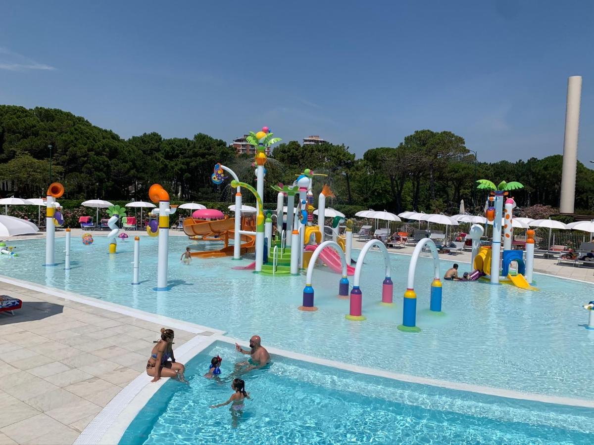 Apartament Penthouse Bellavista Lignano Sabbiadoro Zewnętrze zdjęcie